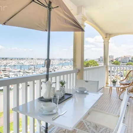 Epsom - En Front De Appartement Arcachon