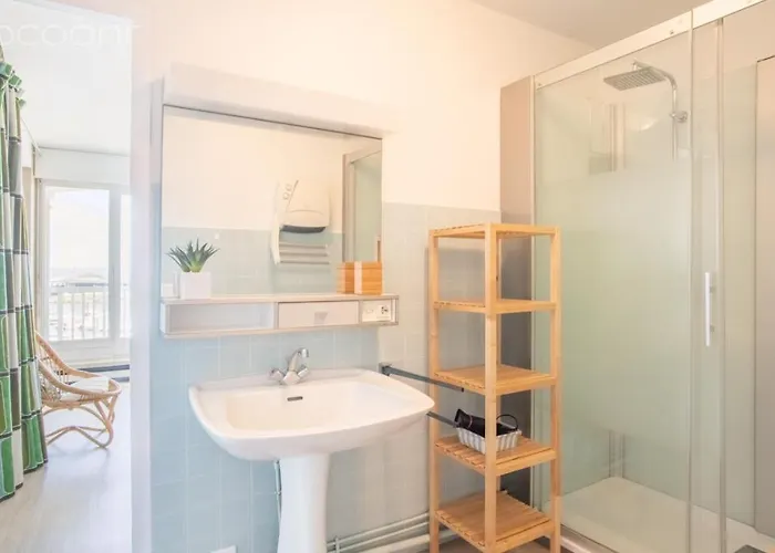 Epsom - En Front De *